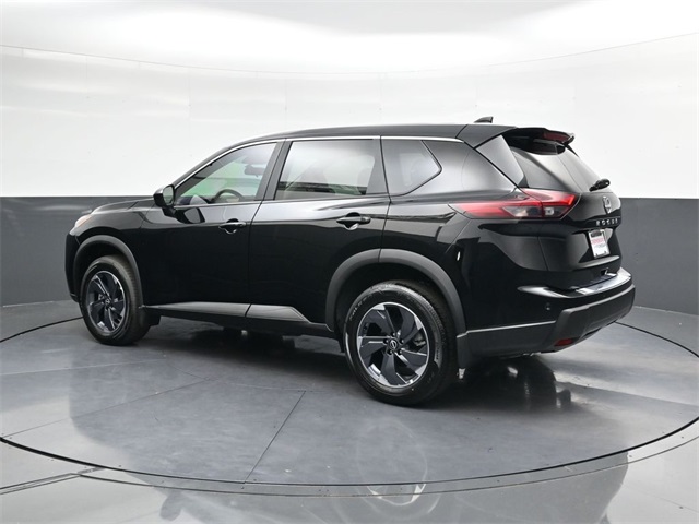 Vehicle image 28 of 38