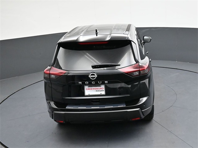 Vehicle image 23 of 38