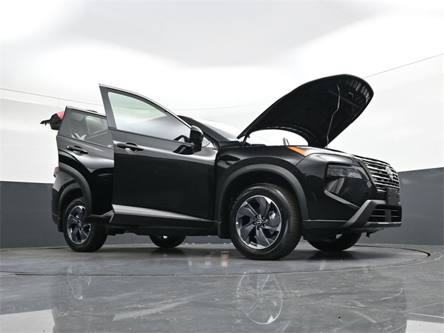 Vehicle image 11 of 38