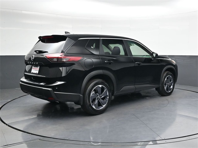 Vehicle image 17 of 38