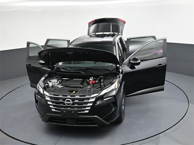 Vehicle image 4 of 38