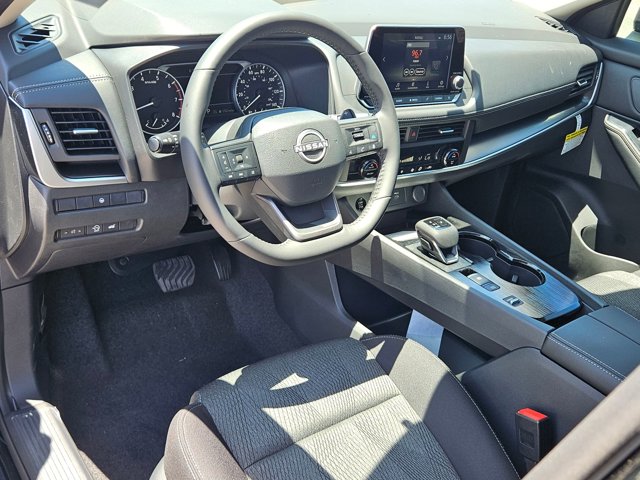Vehicle image 5 of 7