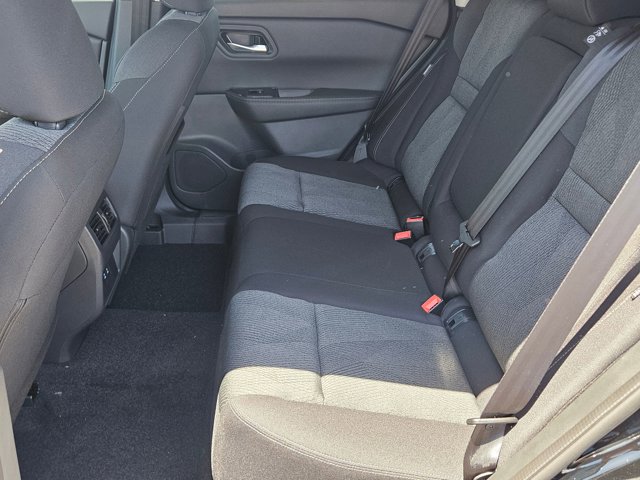 Vehicle image 7 of 7