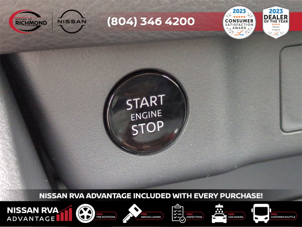 Vehicle image 21 of 27