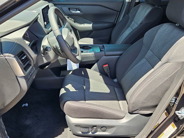 Vehicle image 5 of 7