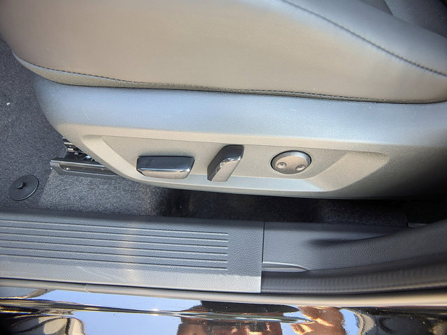 Vehicle image 29 of 29