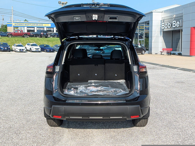 Vehicle image 9 of 29