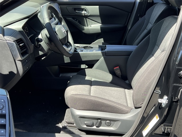 Vehicle image 20 of 28