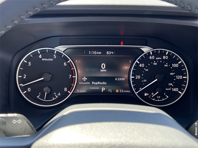 Vehicle image 15 of 28