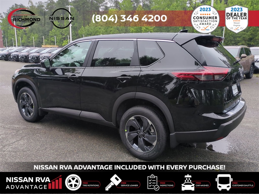 Vehicle image 8 of 27