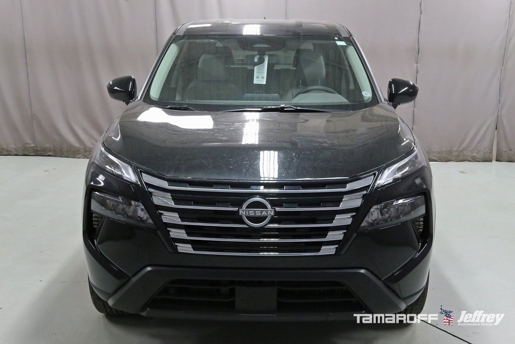 Vehicle image 2 of 18