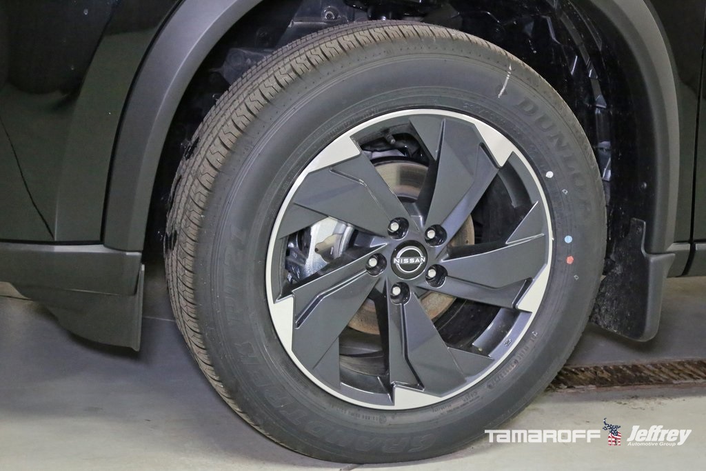 Vehicle image 18 of 18