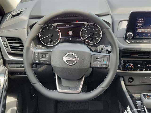 Vehicle image 21 of 29