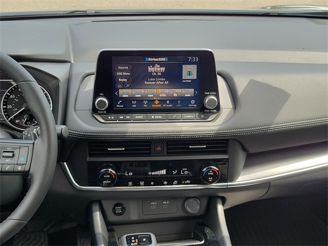 Vehicle image 22 of 29