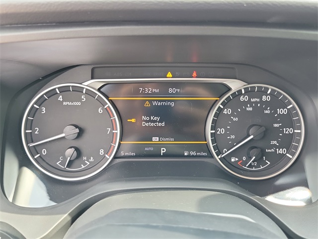 Vehicle image 9 of 29