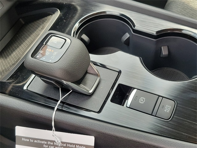 Vehicle image 15 of 29