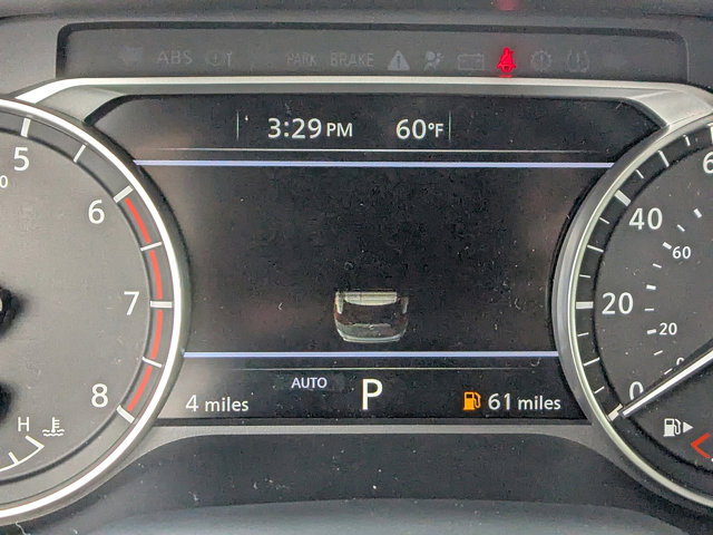 Vehicle image 14 of 27