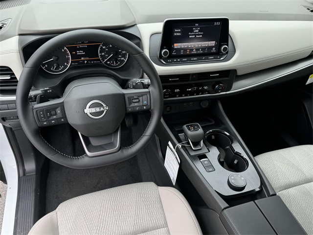 Vehicle image 11 of 18
