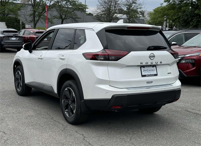 Vehicle image 6 of 18