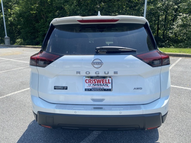 Vehicle image 10 of 36