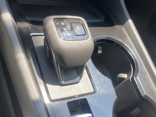 Vehicle image 28 of 36