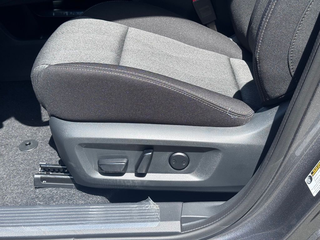 Vehicle image 23 of 23