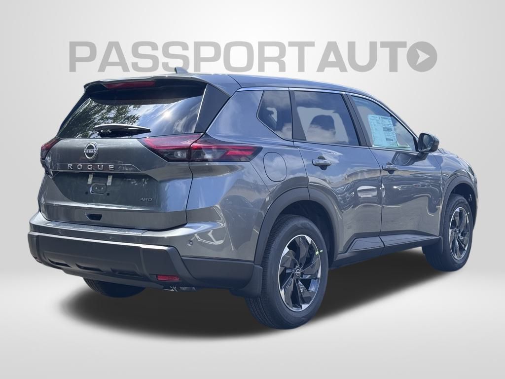 Vehicle image 4 of 23