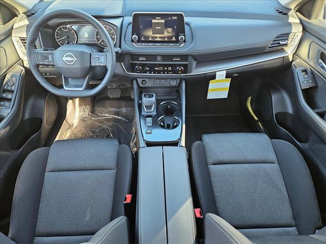 Vehicle image 14 of 18