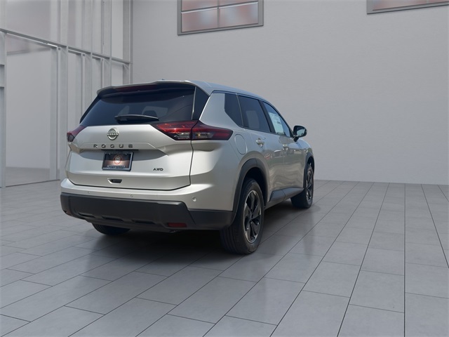 Vehicle image 6 of 40