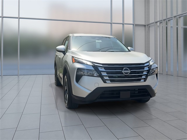 Vehicle image 4 of 40
