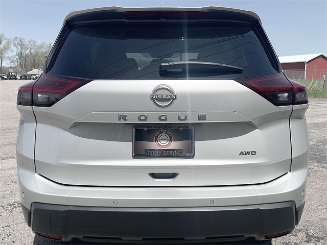 Vehicle image 8 of 40
