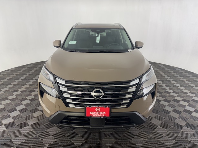 Vehicle image 4 of 28