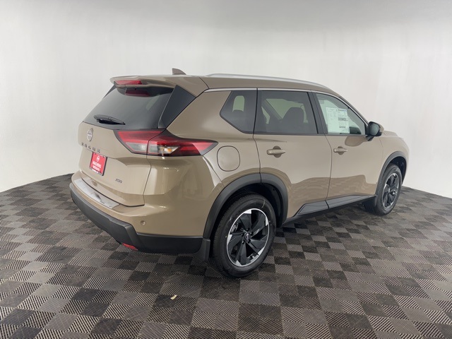 Vehicle image 3 of 28
