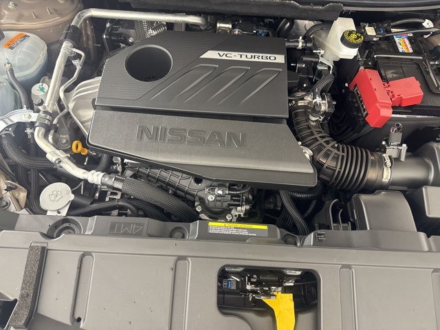 Vehicle image 25 of 28