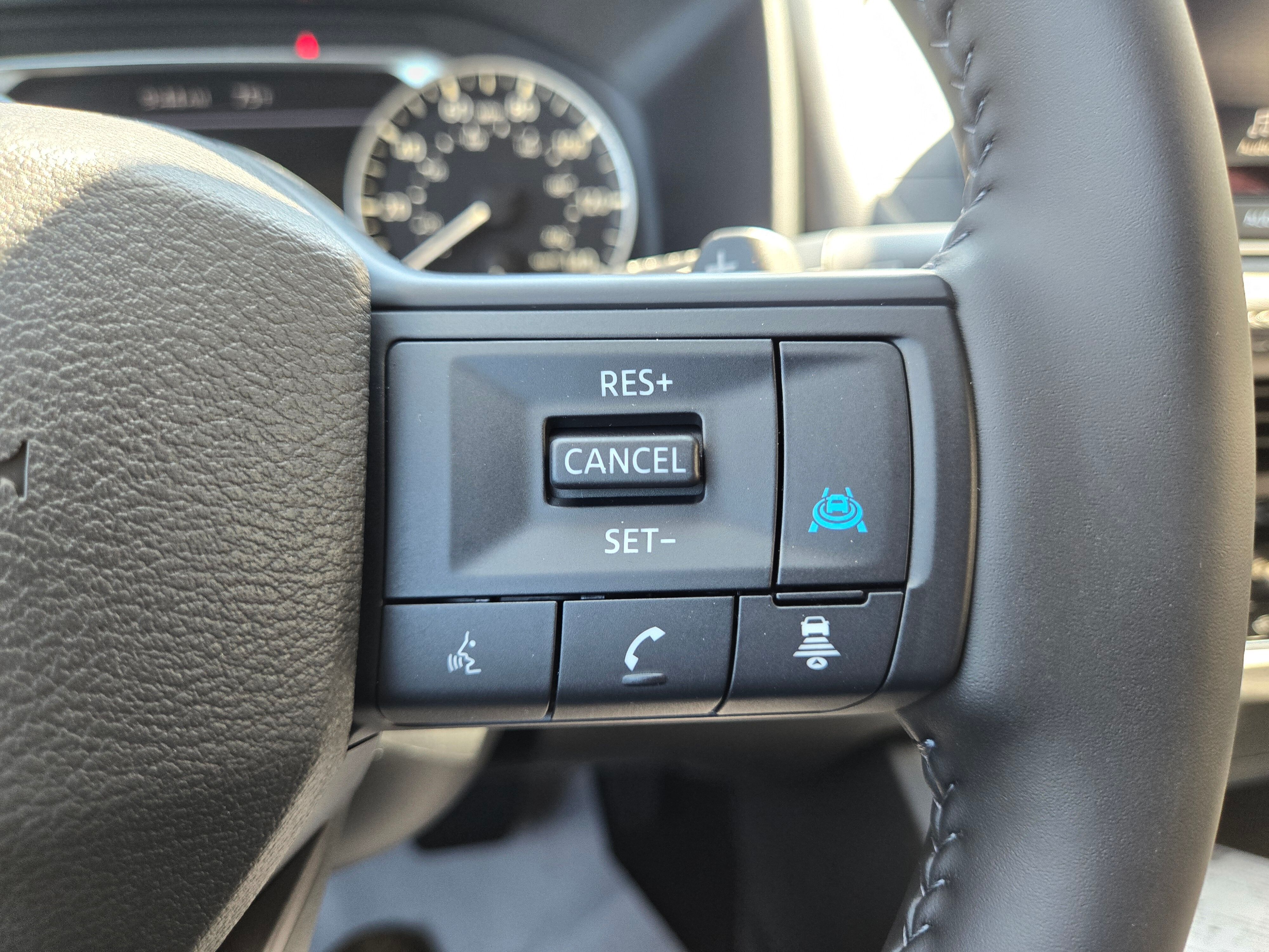 Vehicle image 22 of 30