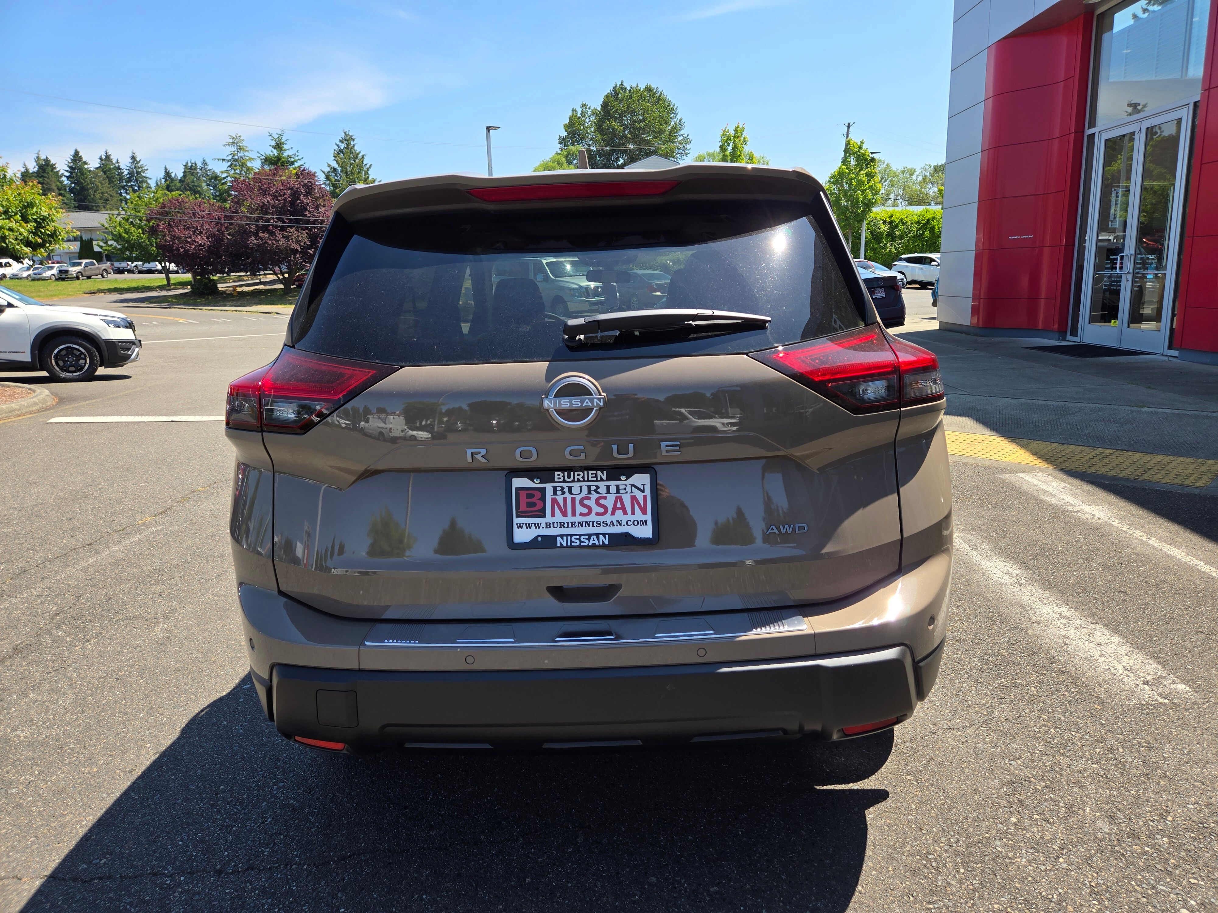 Vehicle image 9 of 30