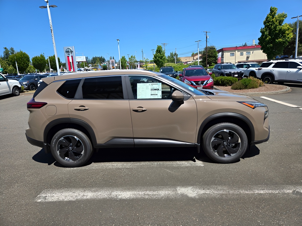 Vehicle image 27 of 30