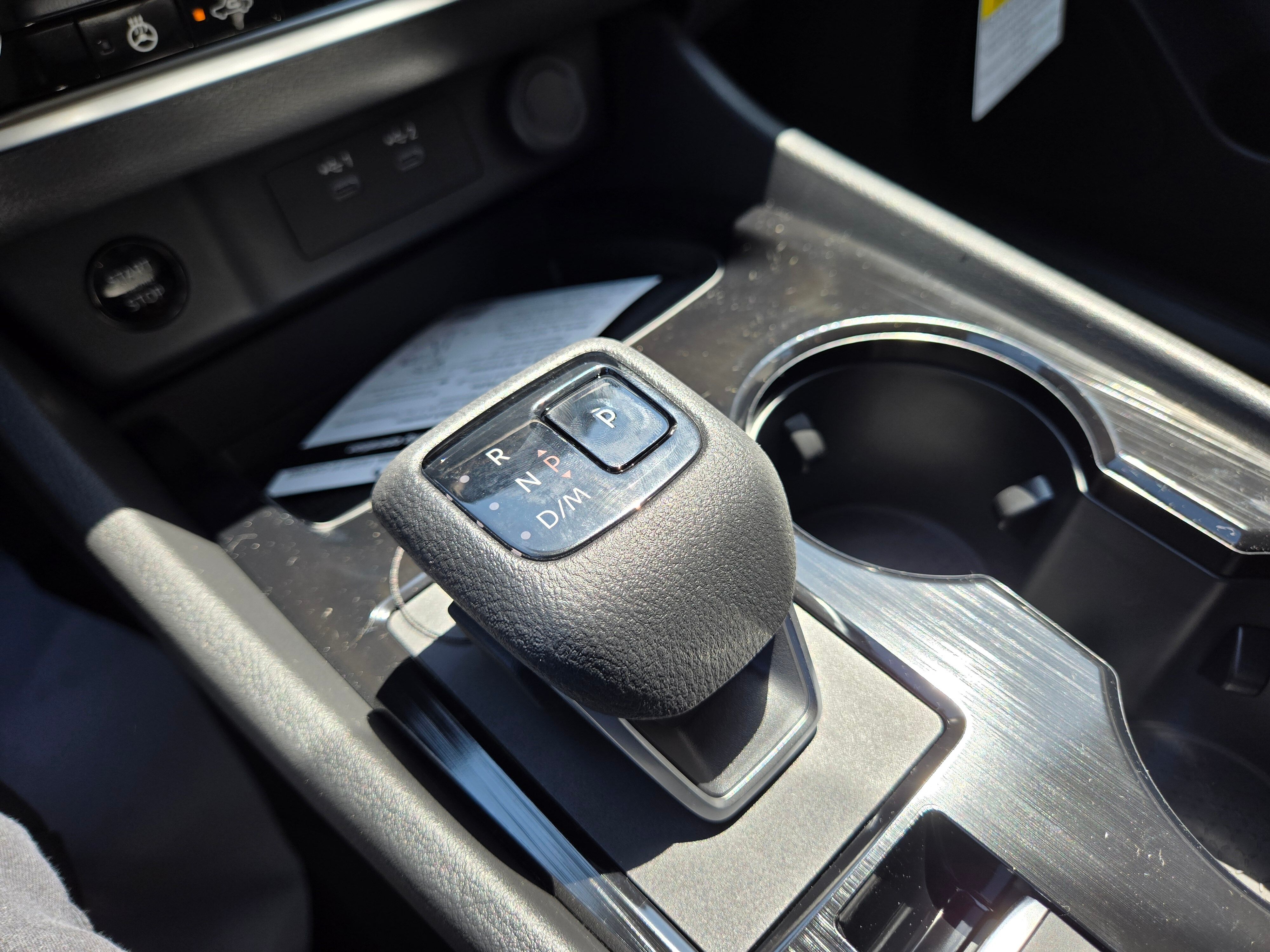 Vehicle image 24 of 30