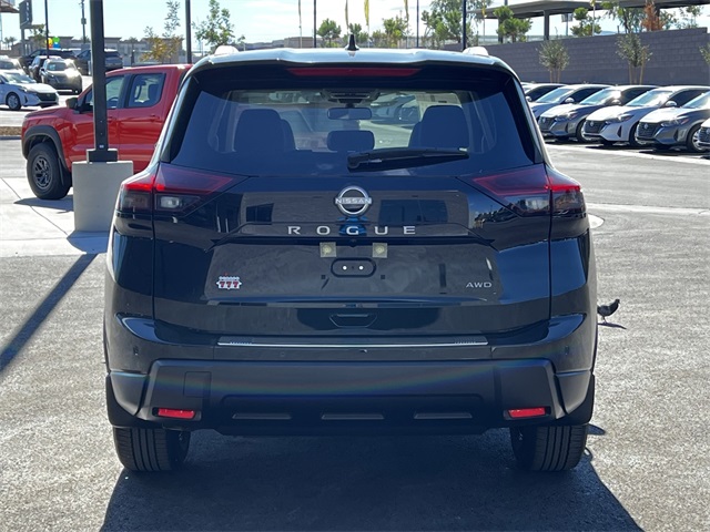Vehicle image 6 of 28