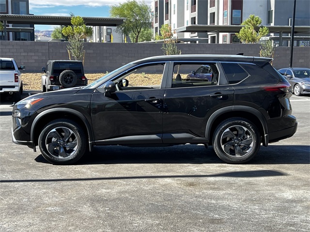 Vehicle image 8 of 28