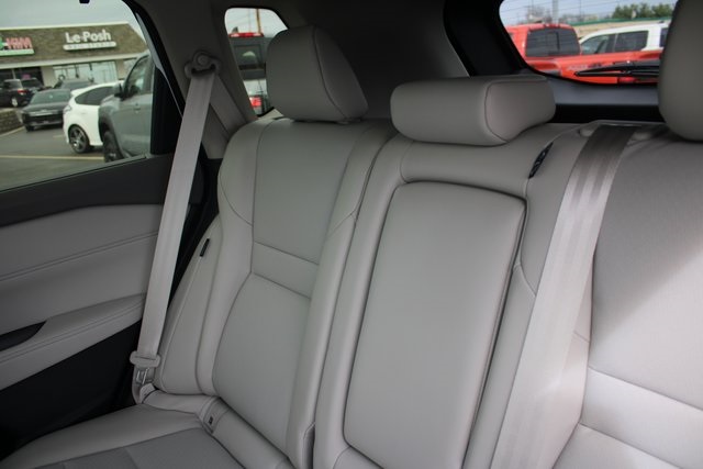 Vehicle image 21 of 21