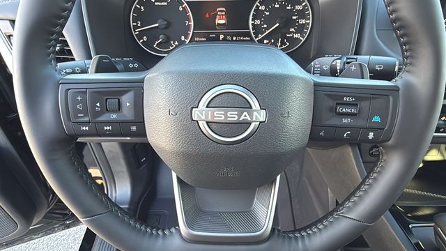Vehicle image 29 of 41