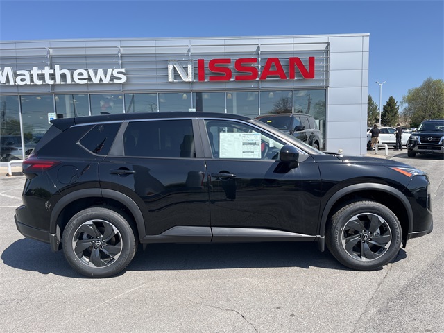 Vehicle image 4 of 19