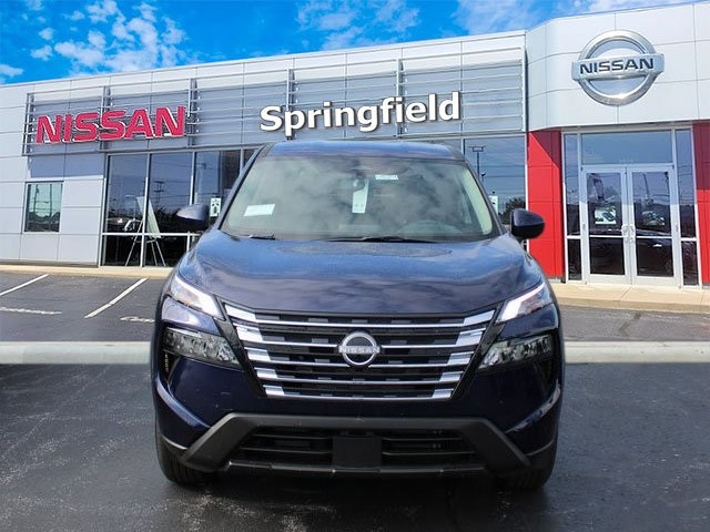 Vehicle image 2 of 19