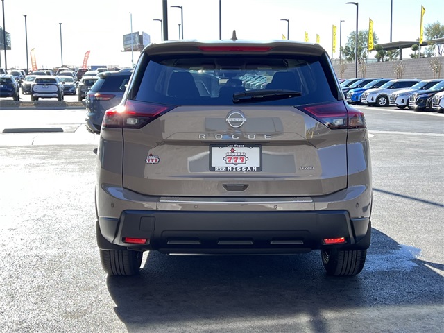 Vehicle image 6 of 28