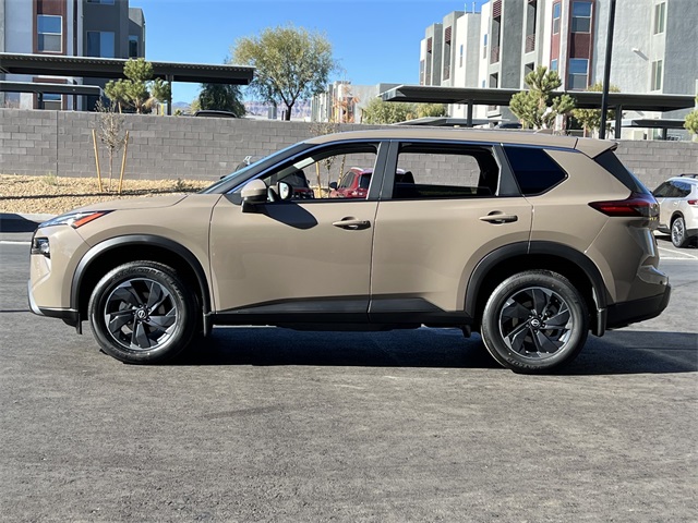 Vehicle image 8 of 28