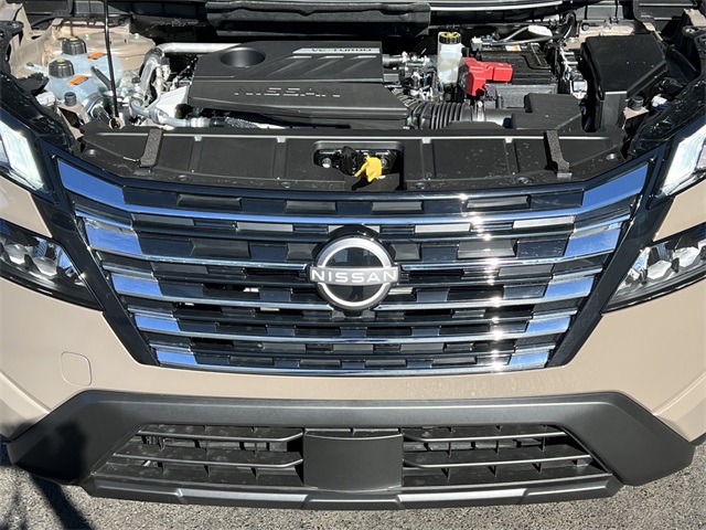 Vehicle image 26 of 28