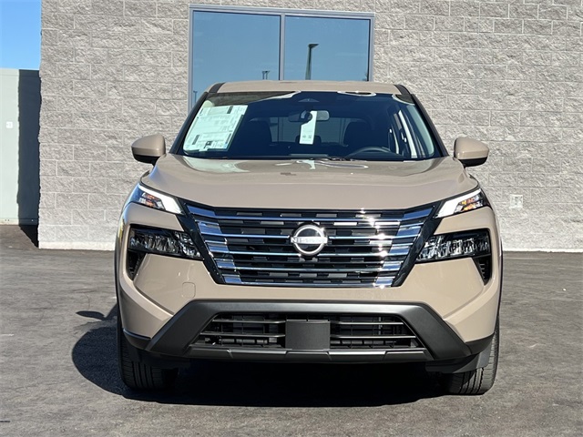 Vehicle image 2 of 28