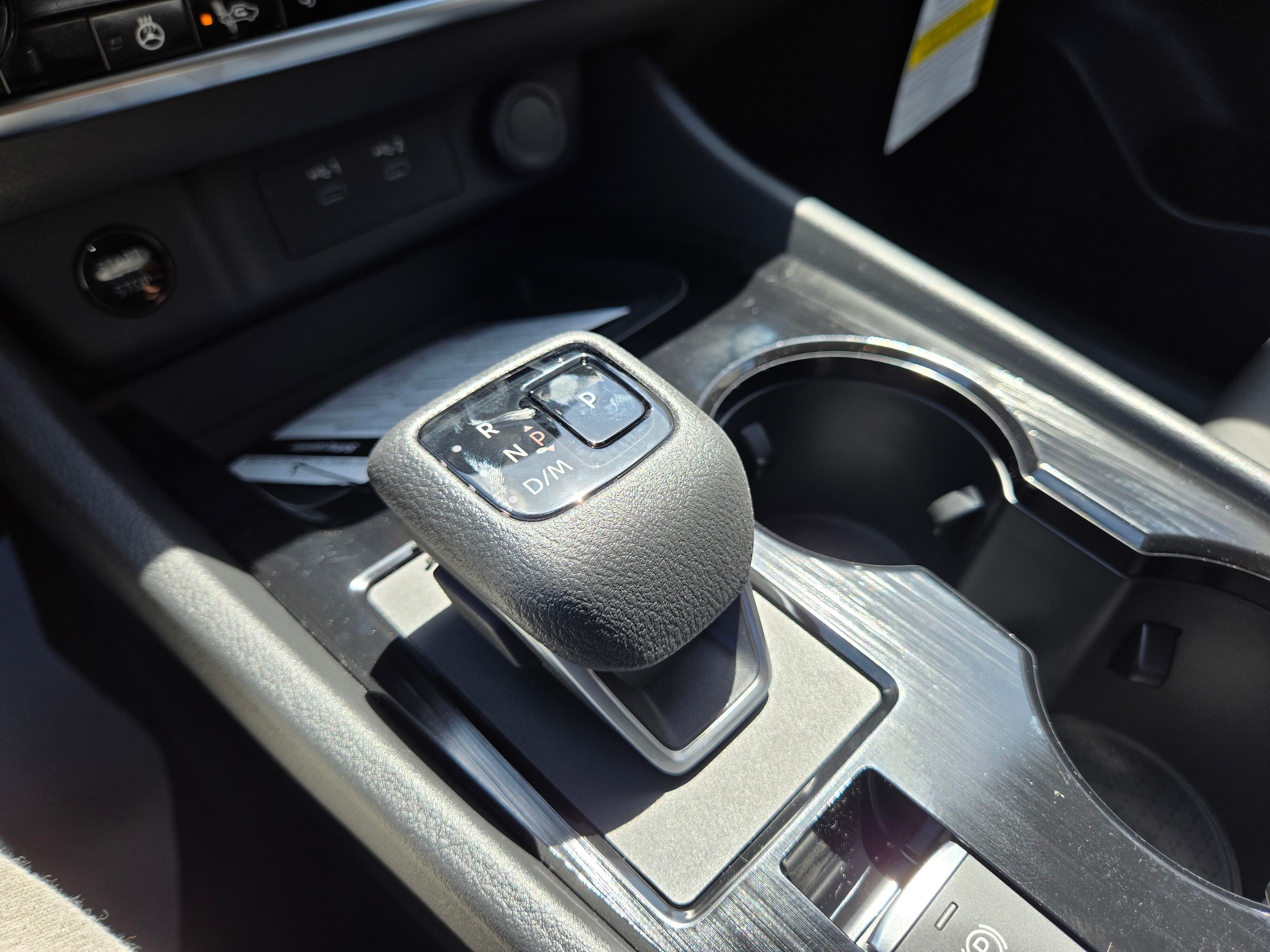 Vehicle image 24 of 31