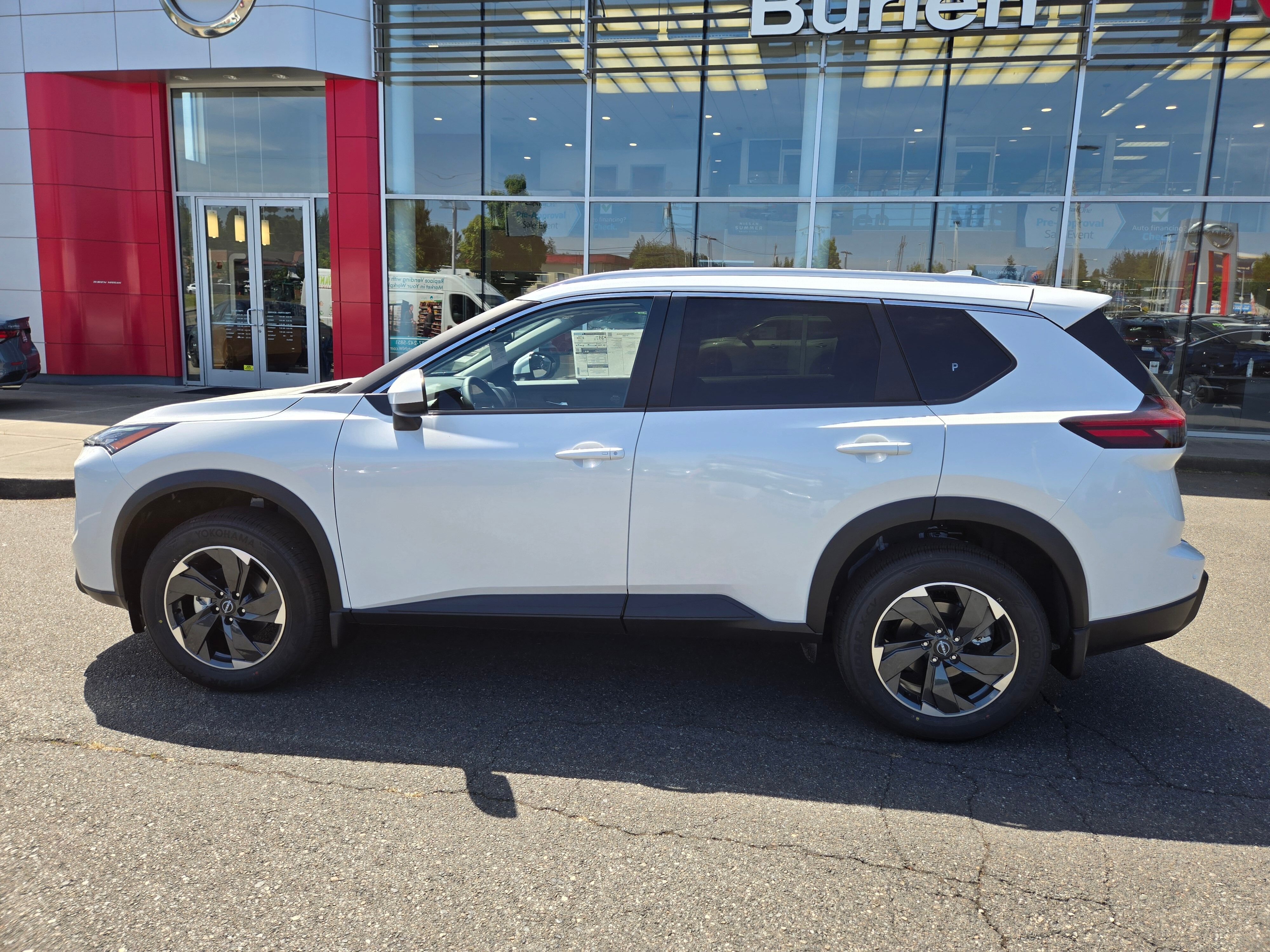 Vehicle image 8 of 31